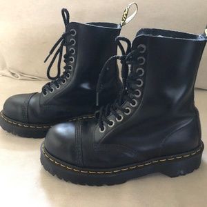 Dr. Martens 8761 BXB BOOT Mens 7/Ladies 8